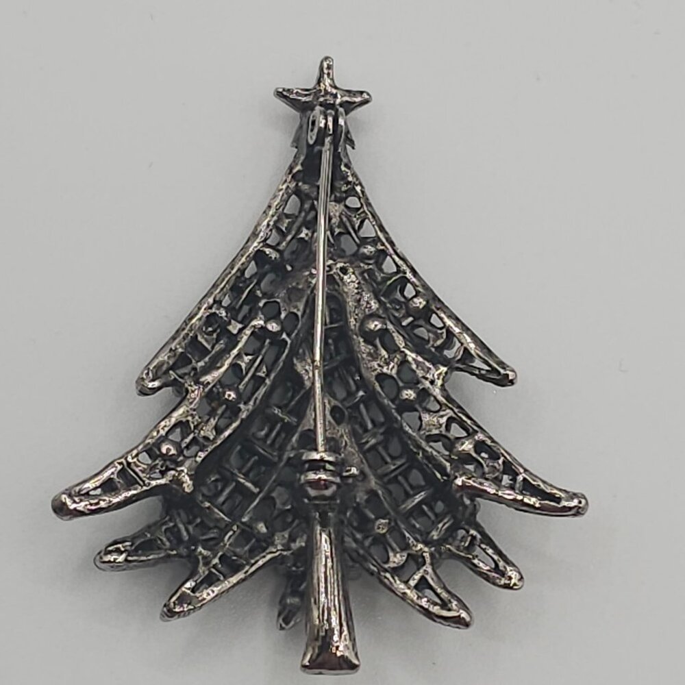 VTG Christmas Brooch 2PC Set Dark Silver Tone Red Green Tree Wreath Holiday Joy - Picture 13 of 16